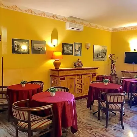 La Dimora Hotel